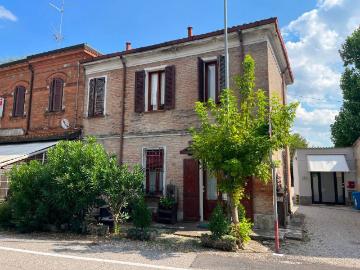 Casa indipendente in vendita a Copparo FE