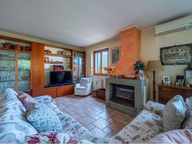 Casa indipendente in vendita a Corciano PG