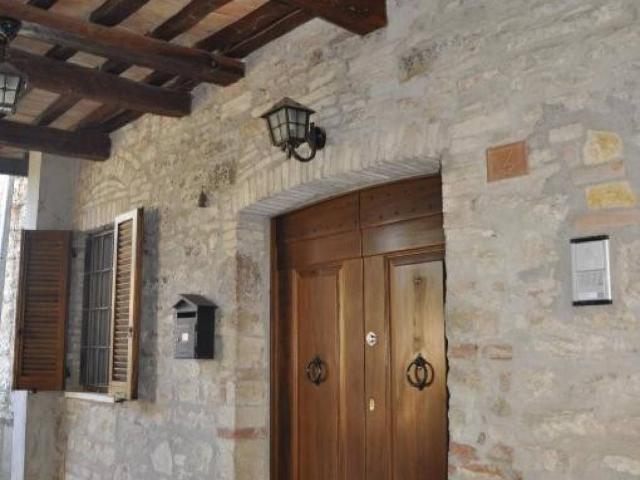 Casa indipendente in vendita a Corciano PG