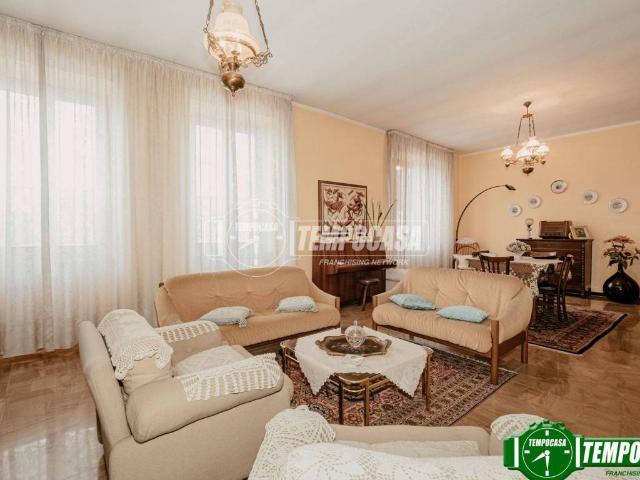 Casa indipendente in vendita a Corana PV