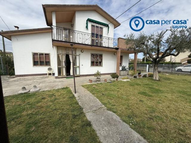 Casa indipendente in vendita a Corbola RO