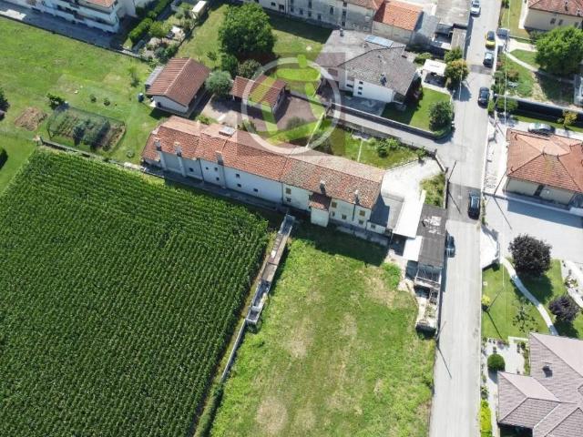 Casa indipendente in vendita a Cordenons PN