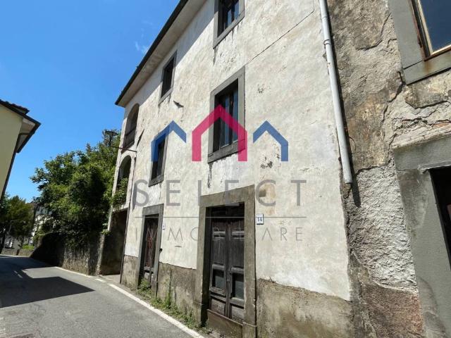 Casa indipendente in vendita a Coreglia Antelminelli LU