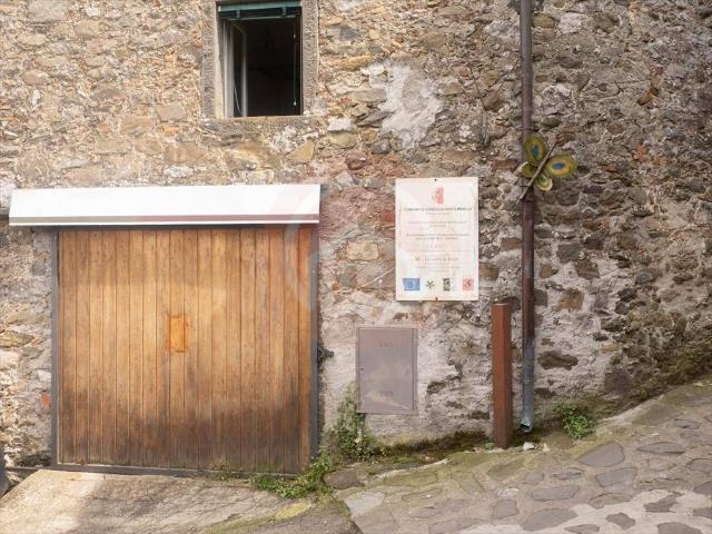 Casa indipendente in vendita a Coreglia Antelminelli LU