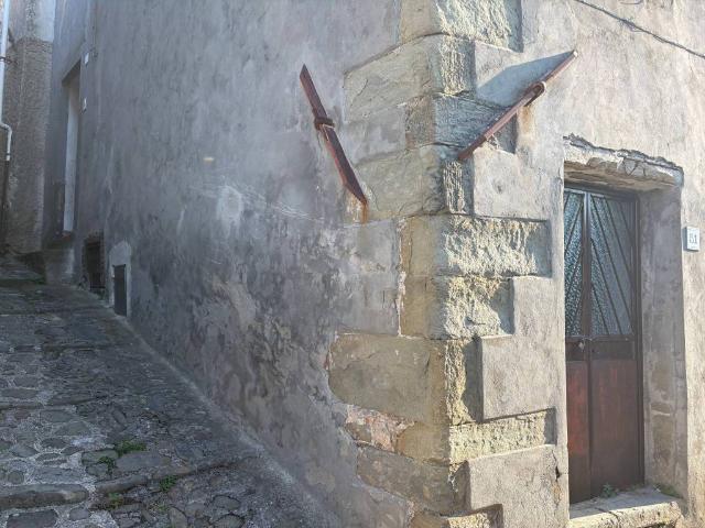 Casa indipendente in vendita a Coreglia Antelminelli LU