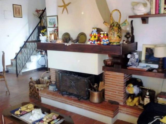 Casa indipendente in vendita a Coreglia Antelminelli LU