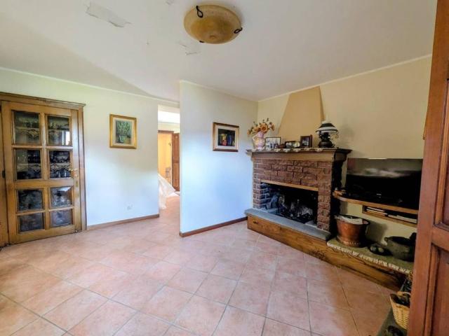 Casa indipendente in vendita a Coreglia Antelminelli LU