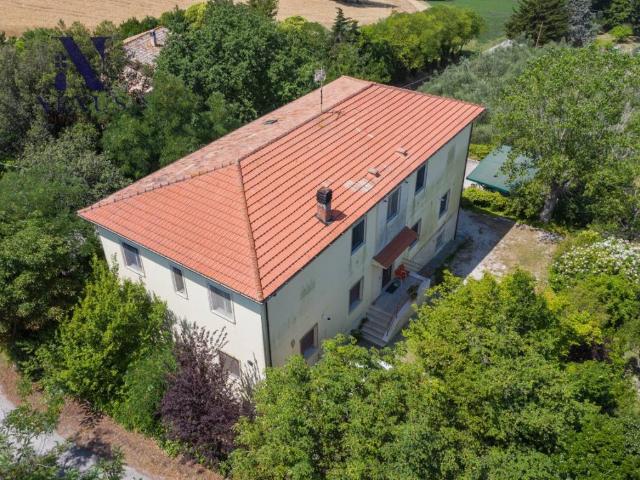 Villa in vendita a Corinaldo AN
