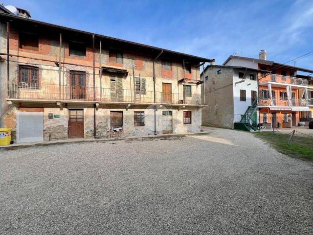 Casa indipendente in vendita a Corio TO