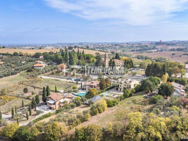 Casa indipendente in vendita a Coriano RN