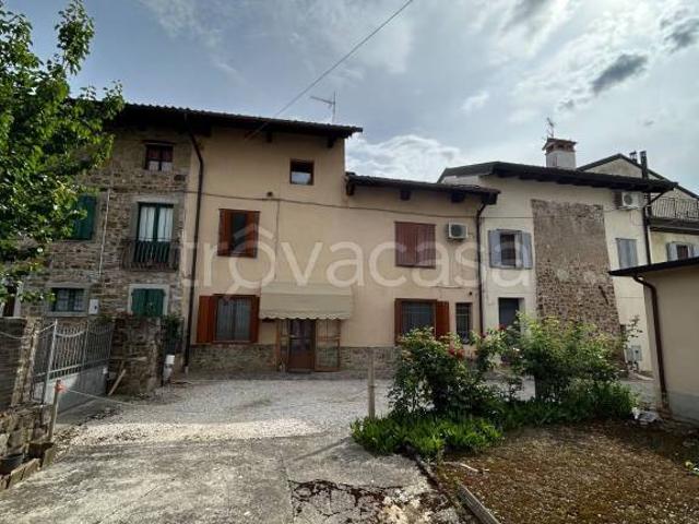 Casa indipendente in vendita a Cormons via Brolo, 5