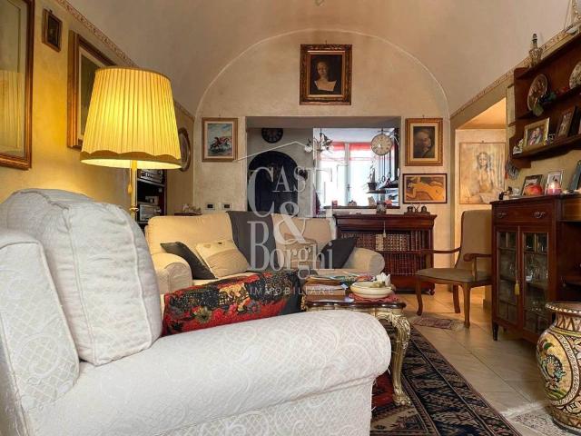 Casa indipendente in vendita a Cornale e Bastida PV