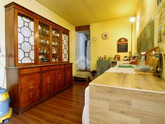 Casa indipendente in vendita a Cornale e Bastida PV