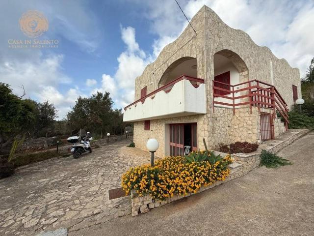 Casa indipendente in vendita a Corsano LE