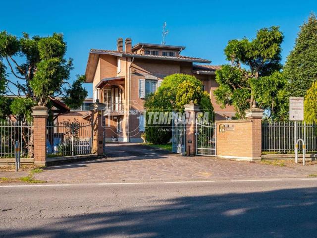 Casa indipendente in vendita a Correggio RE