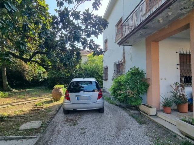 Casa indipendente in vendita a Correggio RE