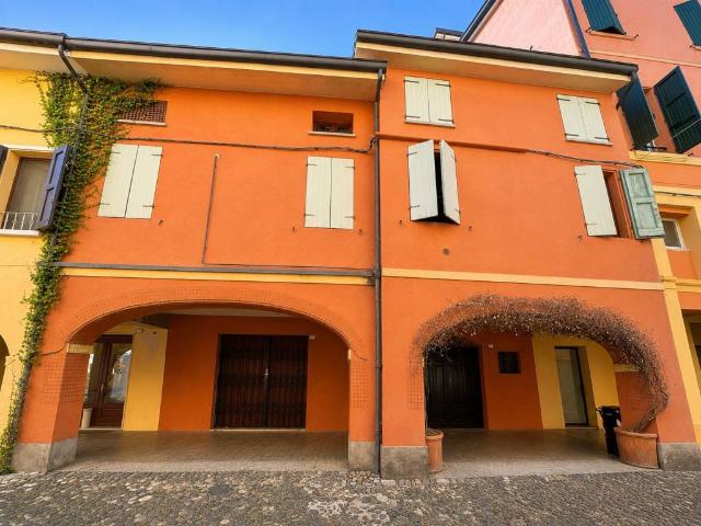 Casa indipendente in vendita a Correggio RE