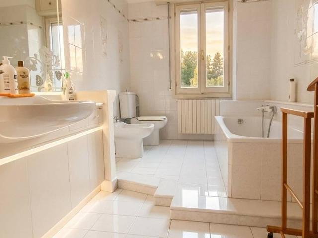 Casa indipendente in vendita a Correggio RE