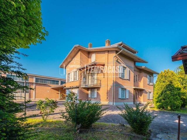 Casa indipendente in vendita a Correggio