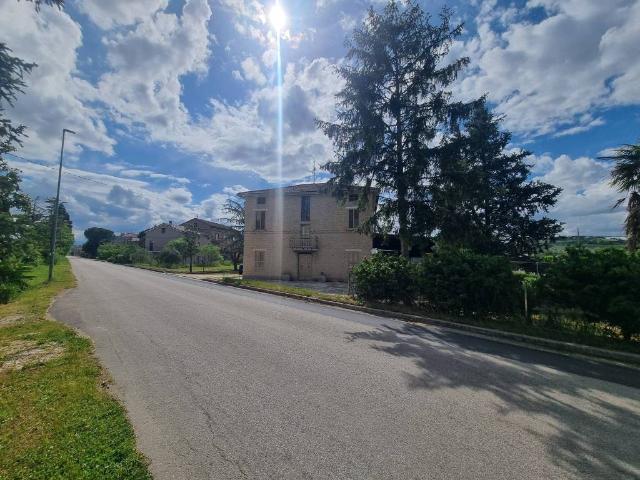 Casa indipendente in vendita a Corridonia MC