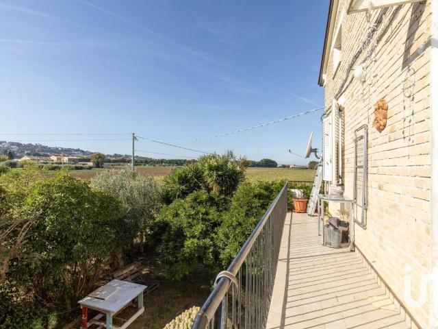 Casa indipendente in vendita a Corridonia MC