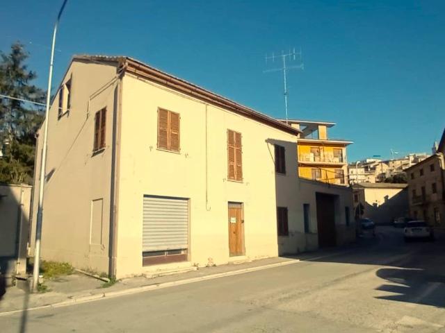 Casa indipendente in vendita a Corridonia MC