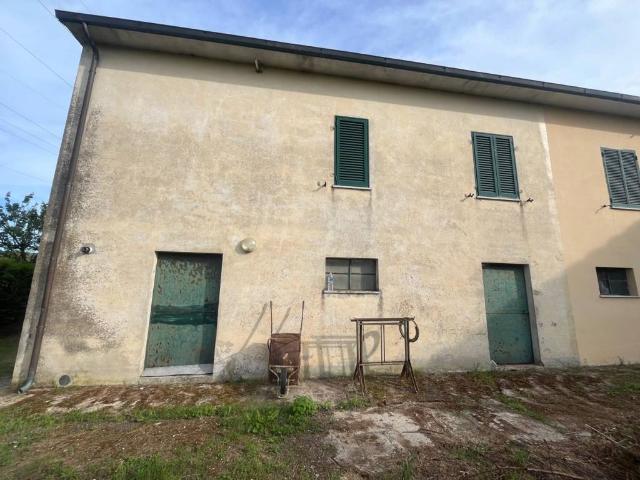 Casa indipendente in vendita a Cortona AR