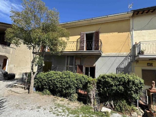Casa indipendente in vendita a Cortona AR