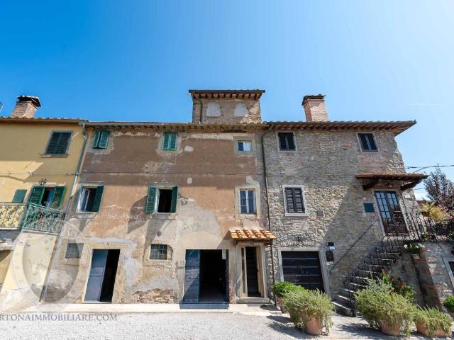 Casa indipendente in vendita a Cortona AR