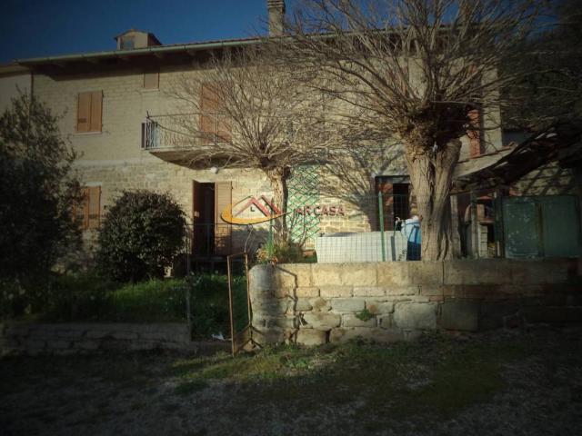 Casa indipendente in vendita a Cortona AR