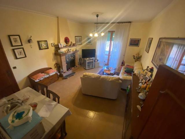 Casa indipendente in vendita a Cortona AR