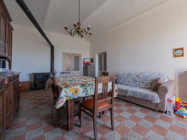 Casa indipendente in vendita a Cortanze AT