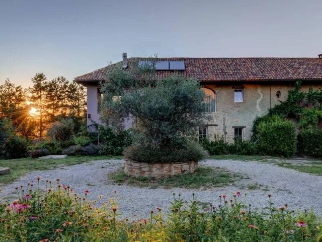 Casa indipendente in vendita a Cortemilia CN