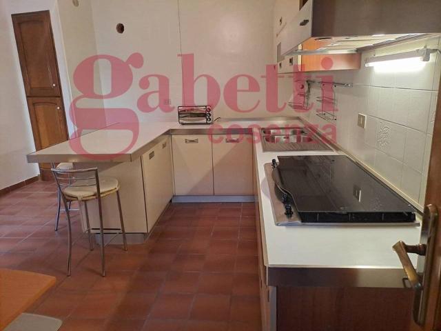 Casa indipendente in vendita a Cosenza