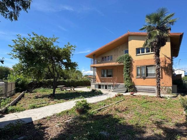 Casa indipendente in vendita a Coseano UD