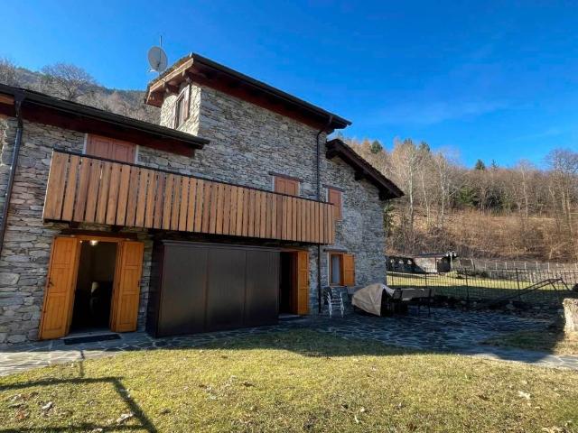 Villa in vendita a Cosio Valtellino SO