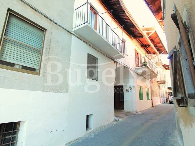 Casa indipendente in vendita a Cossato BI