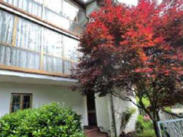 Casa indipendente in vendita a Cossato BI
