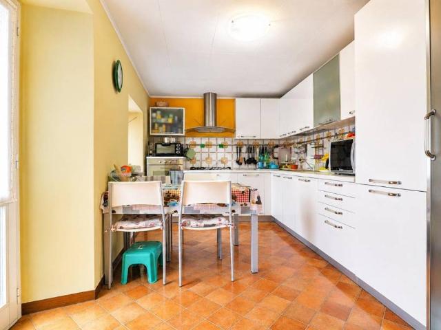 Casa indipendente in vendita a Cossato BI