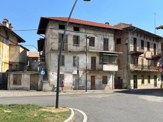 Casa indipendente in vendita a Cossato BI