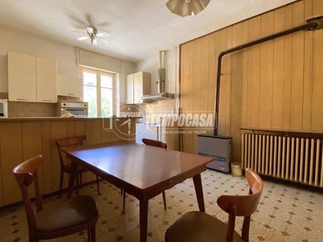 Casa indipendente in vendita a Cossato BI