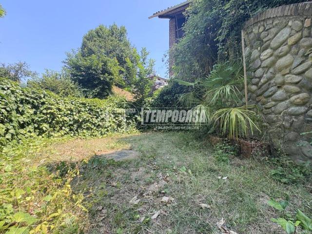 Casa indipendente in vendita a Cossato BI