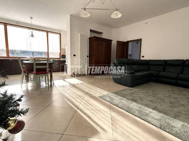 Casa indipendente in vendita a Cossano Canavese TO