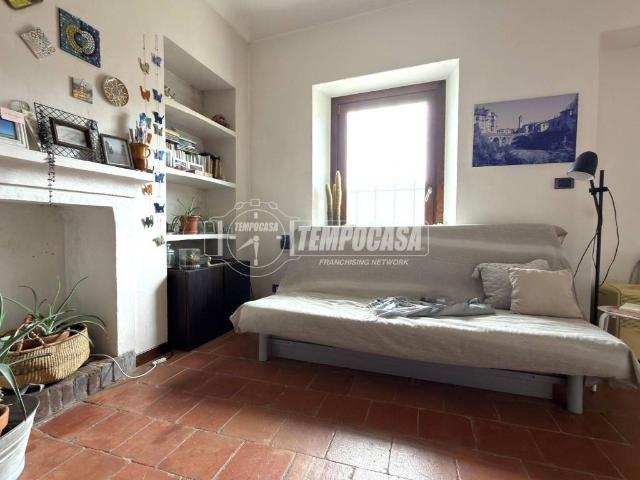 Casa indipendente in vendita a Cossano Canavese TO