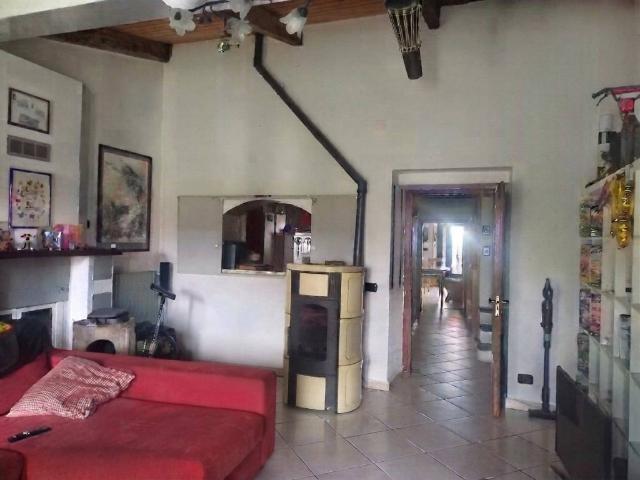 Casa indipendente in vendita a Cossano Canavese TO