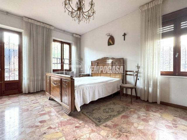 Casa indipendente in vendita a Cossano Canavese TO