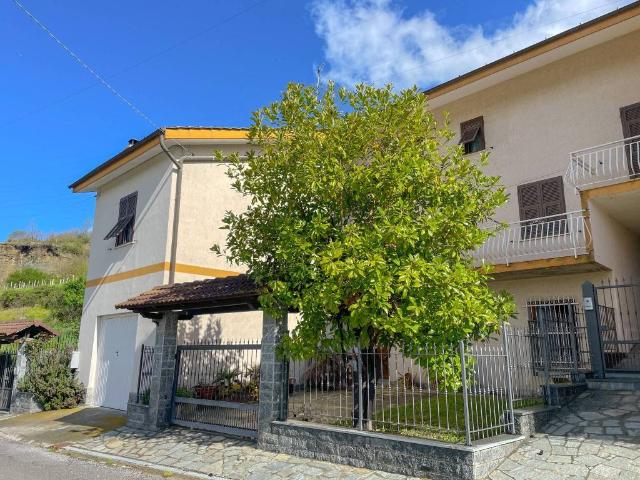 Casa indipendente in vendita a Cosseria SV