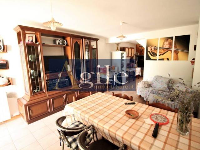 Casa indipendente in vendita a Cossignano AP