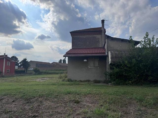 Casa indipendente in vendita a Costa di Rovigo RO