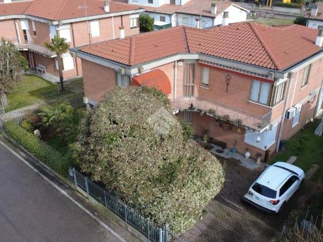 Casa indipendente in vendita a Costa di Rovigo RO